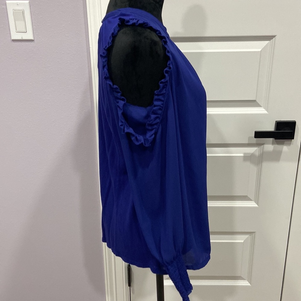 Blouse - Picture 5 of 5